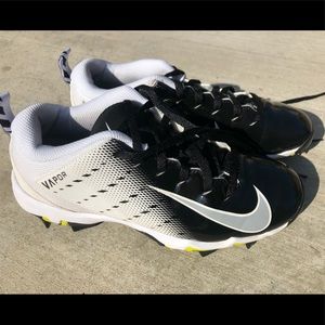 Boy’s Nike Vapor Shark 3